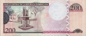 Купюра в 200 доминиканских песо. Обратная сторона
