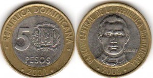 монета 5 доминиканских песо